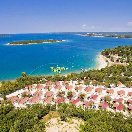 Apartments Dina Пула Екстер'єр фото