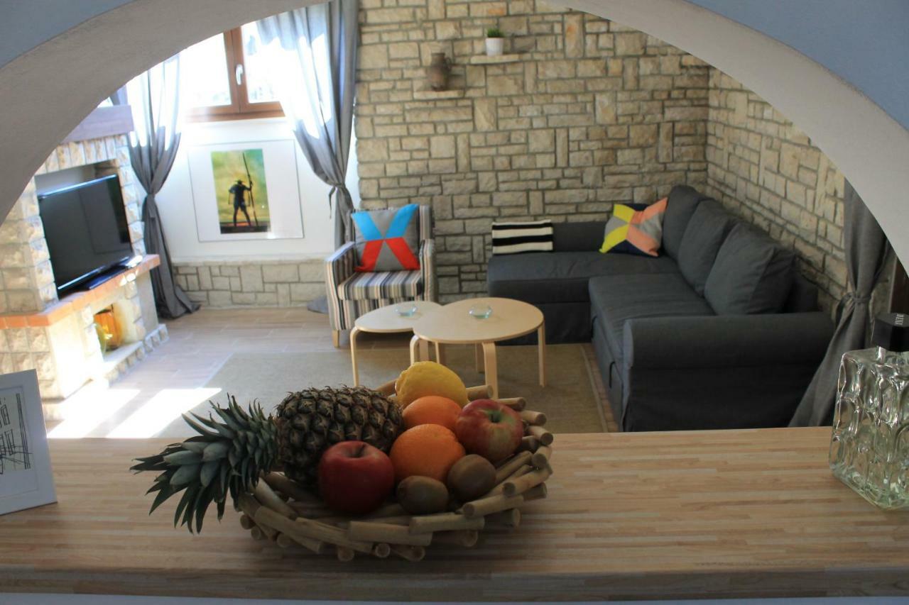 Apartments Dina Пула Екстер'єр фото