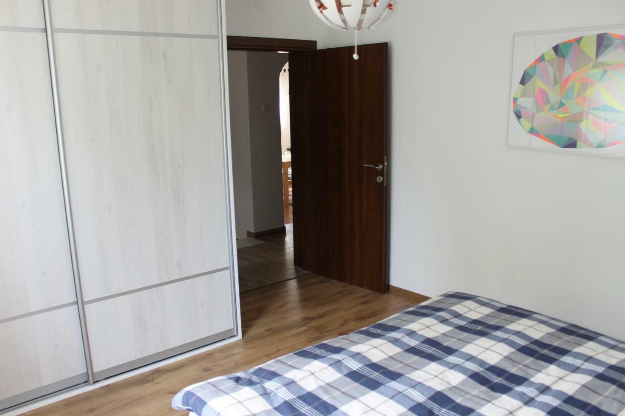 Apartments Dina Пула Екстер'єр фото